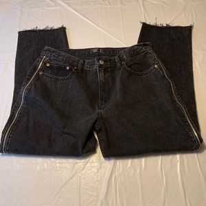 A&F High Rise Mom Jeans Crop Jeans Pants 32 14R